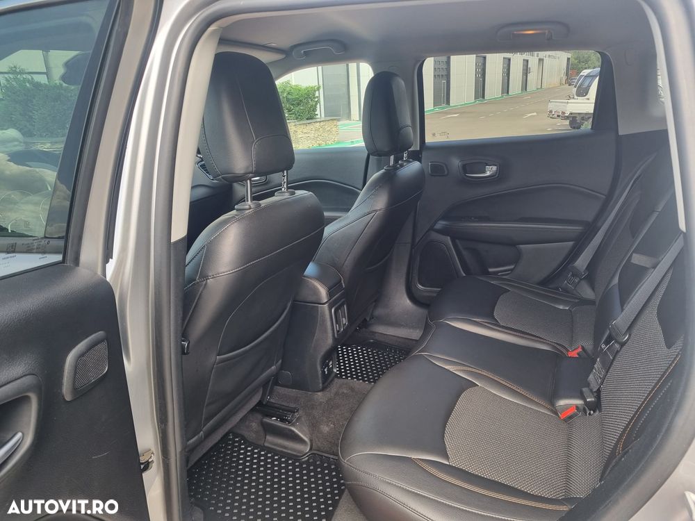 Jeep Compass 2.0 M-Jet 4x4 AT Limited - 10