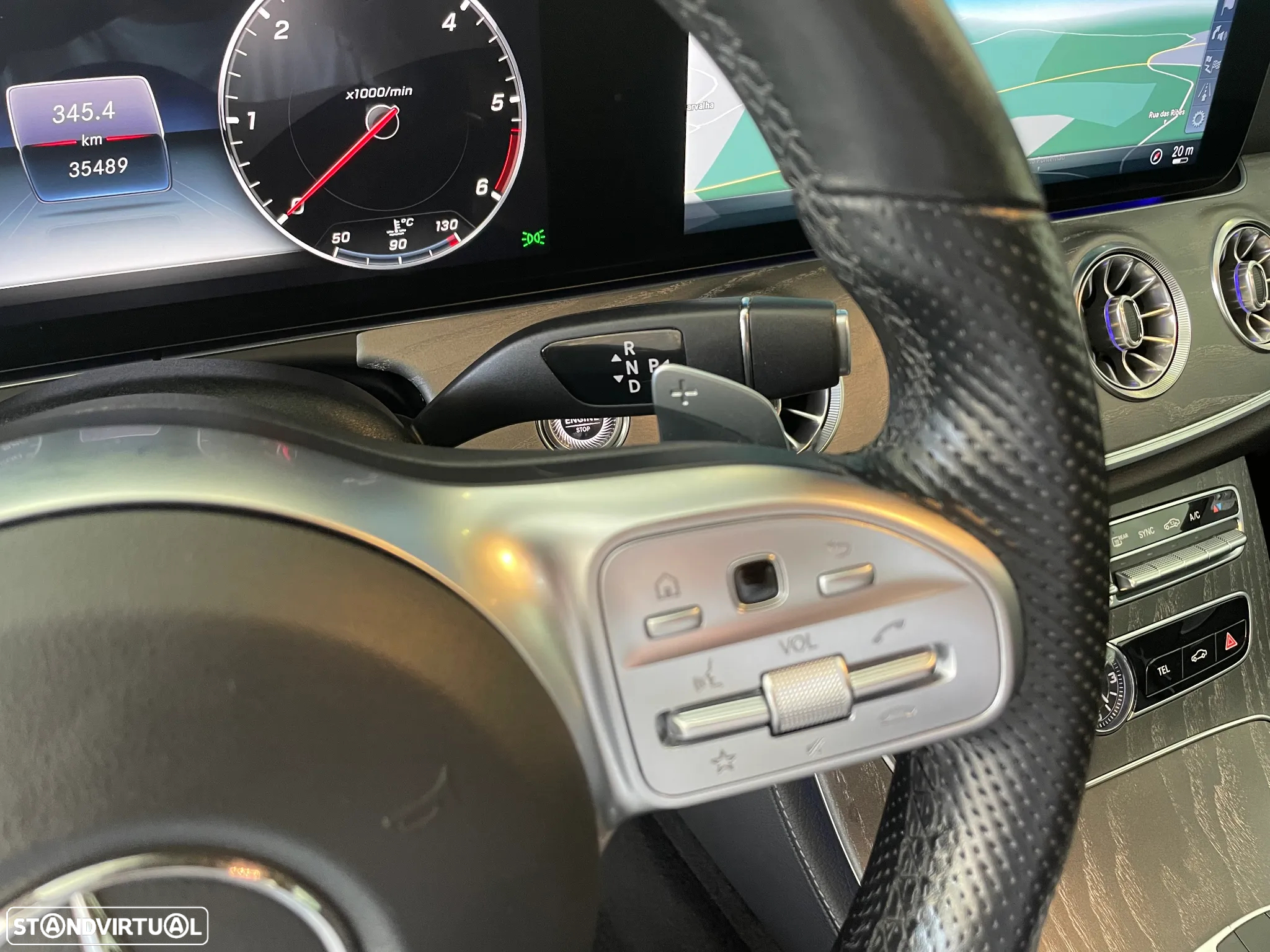 Mercedes-Benz CLS 400 d 4Matic 9G-TRONIC AMG Line - 25