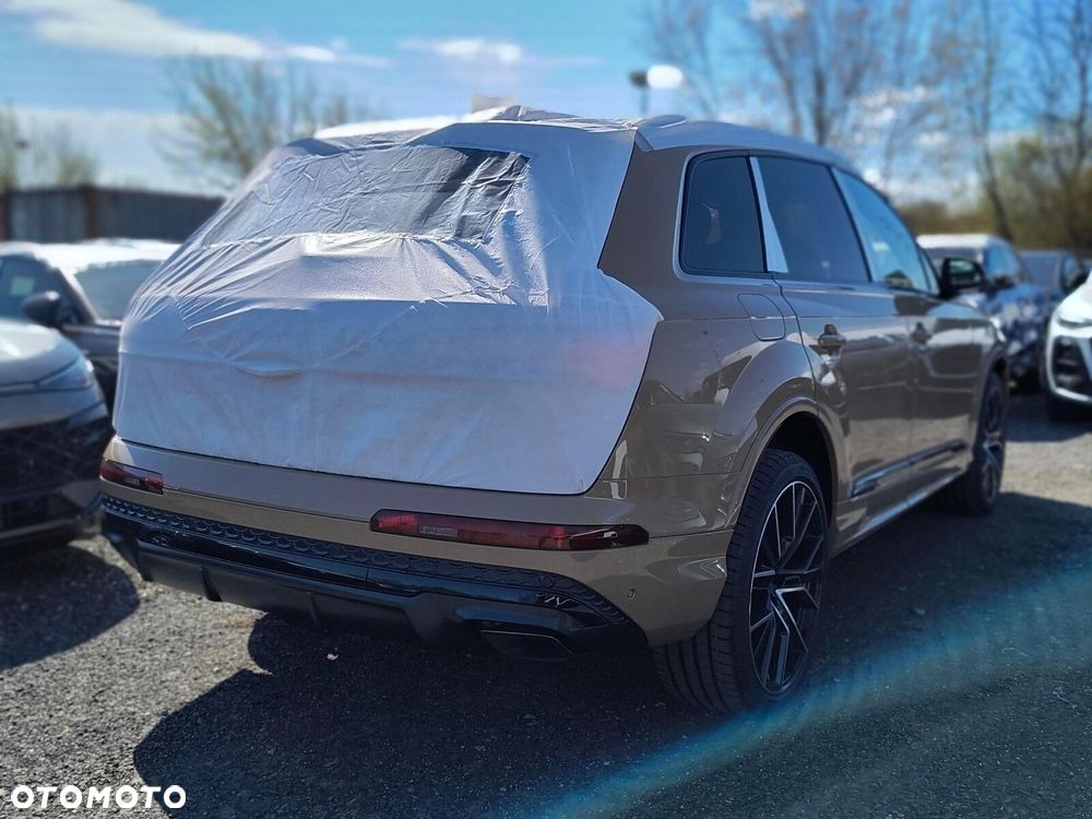 Audi Q7 - 4