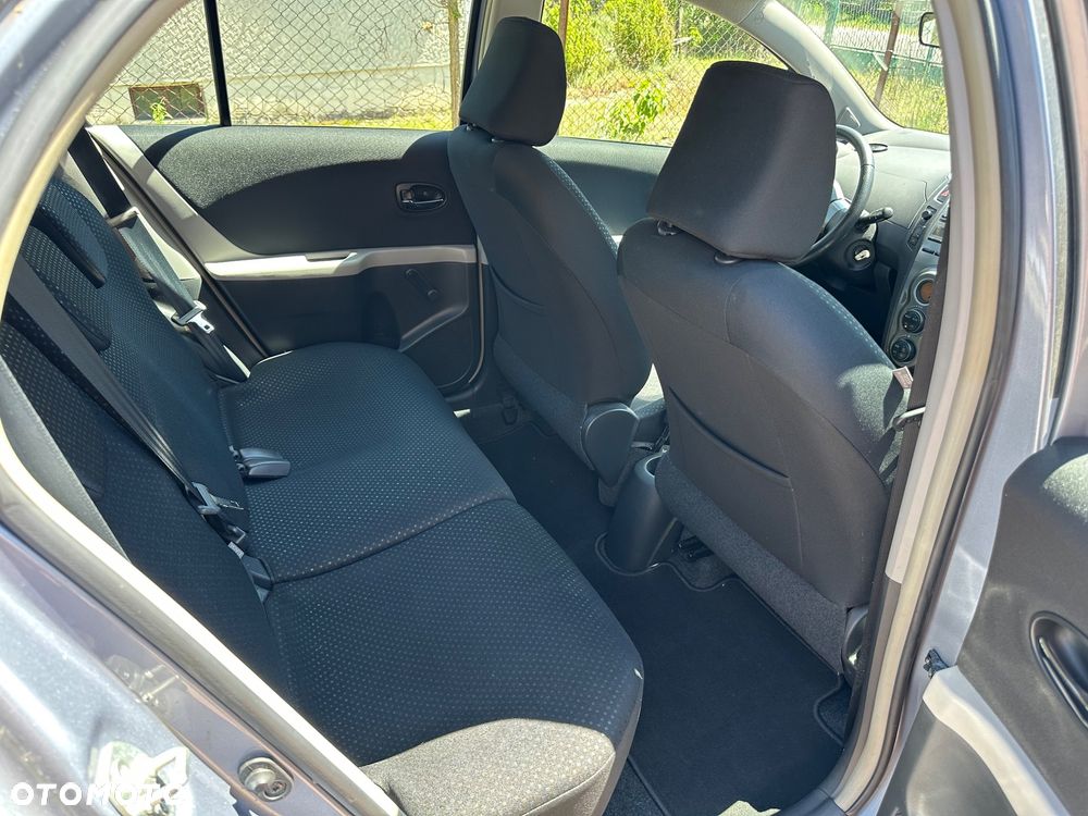 Toyota Yaris 1.33 VVT-i Life - 18