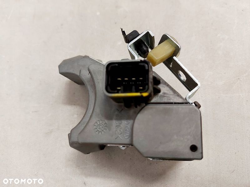 KIA OPTIMA 3 III BLOKADA KIEROWNICY RYGIEL 81900-2T700 - 1