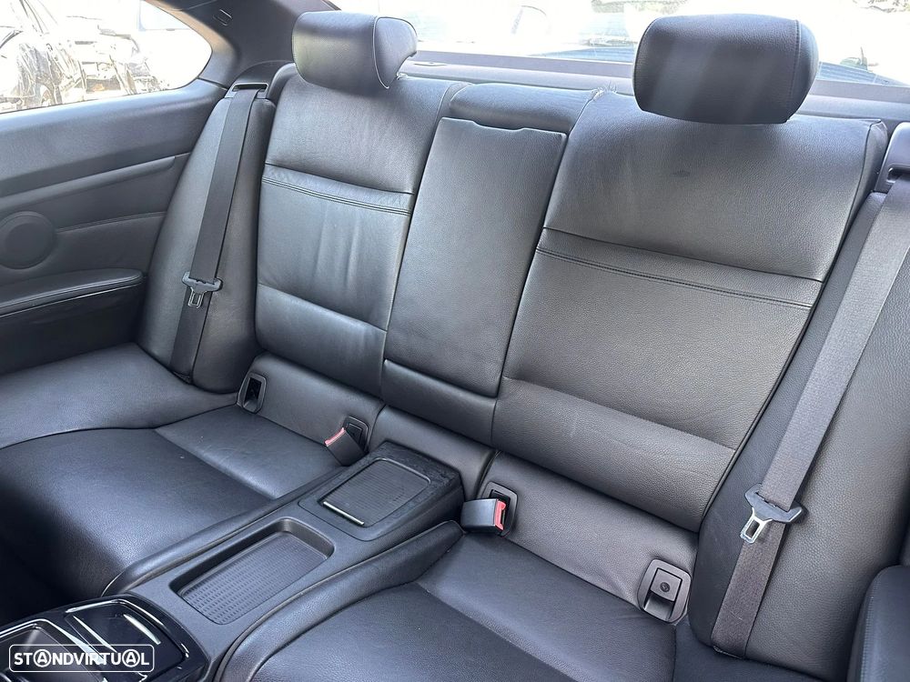 BMW 3 Coupe (E92) 330d 3.0 Diesel 231 cv  170 kW 2006 - 2008 M57 D30 (306D3) para peças - 24