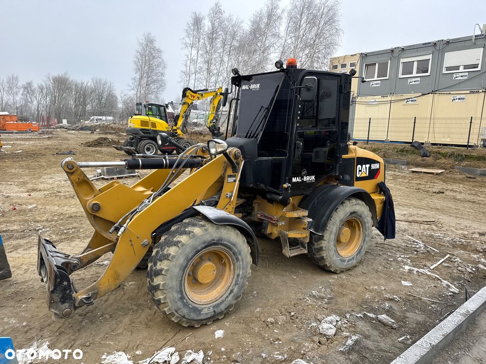 Caterpillar 908 M - 2
