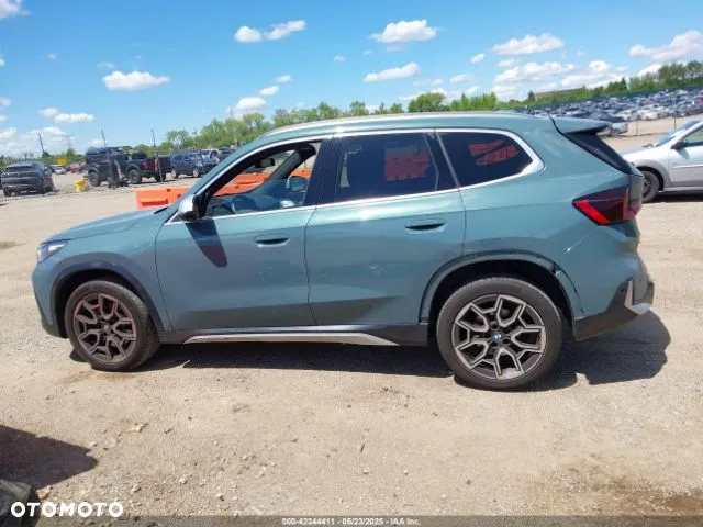 BMW X1 xDrive25i Advantage - 14