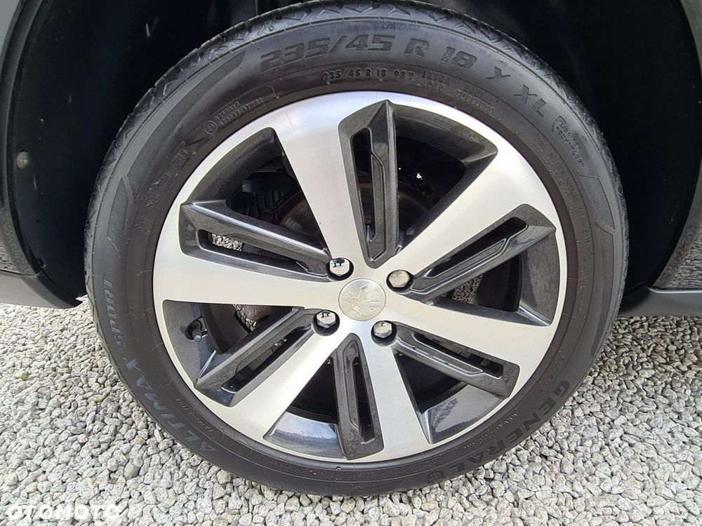 Peugeot 3008 1.6 BlueHDi Allure S&S EAT6 - 32