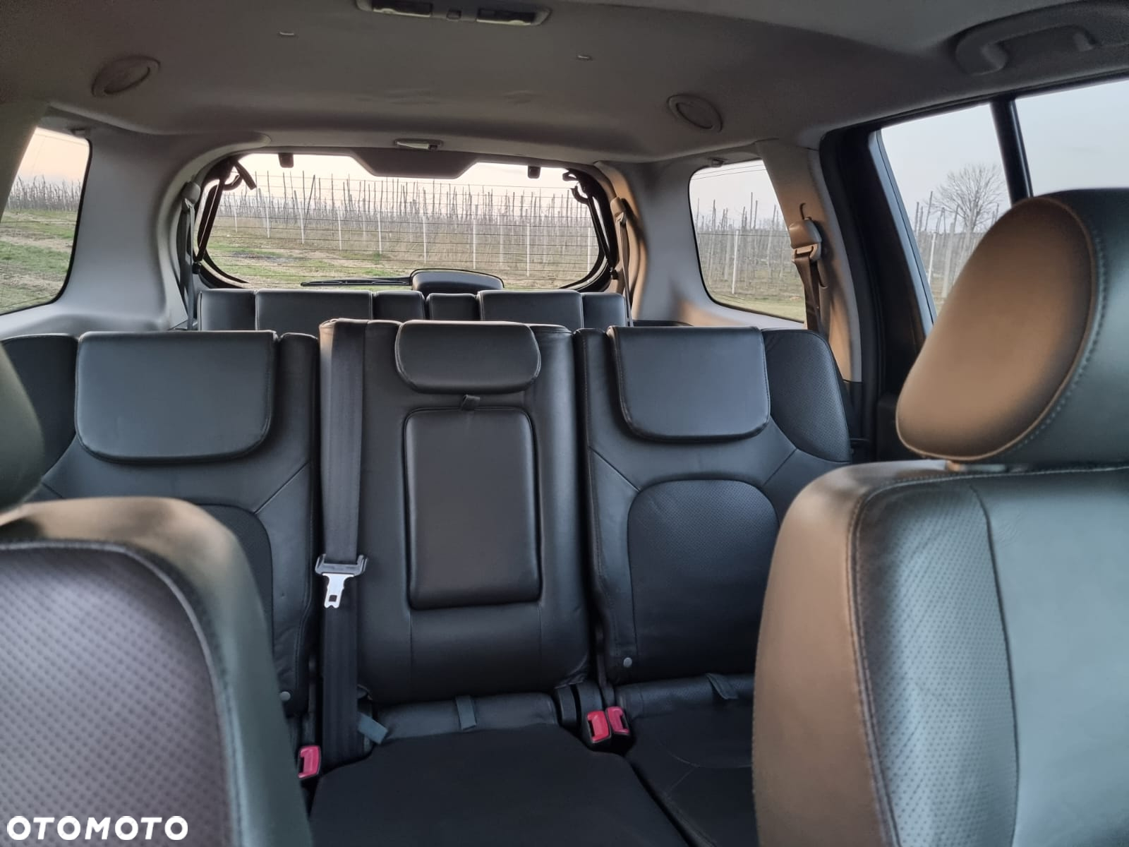 Nissan Pathfinder 2.5 D SE - 7