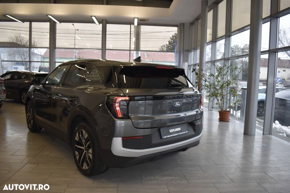 Ford Explorer RWD 77 kWh Extended Range Select - 15