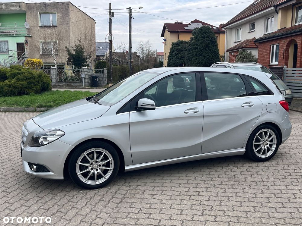 Mercedes-Benz Klasa B 180 CDI (BlueEFFICIENCY) - 14