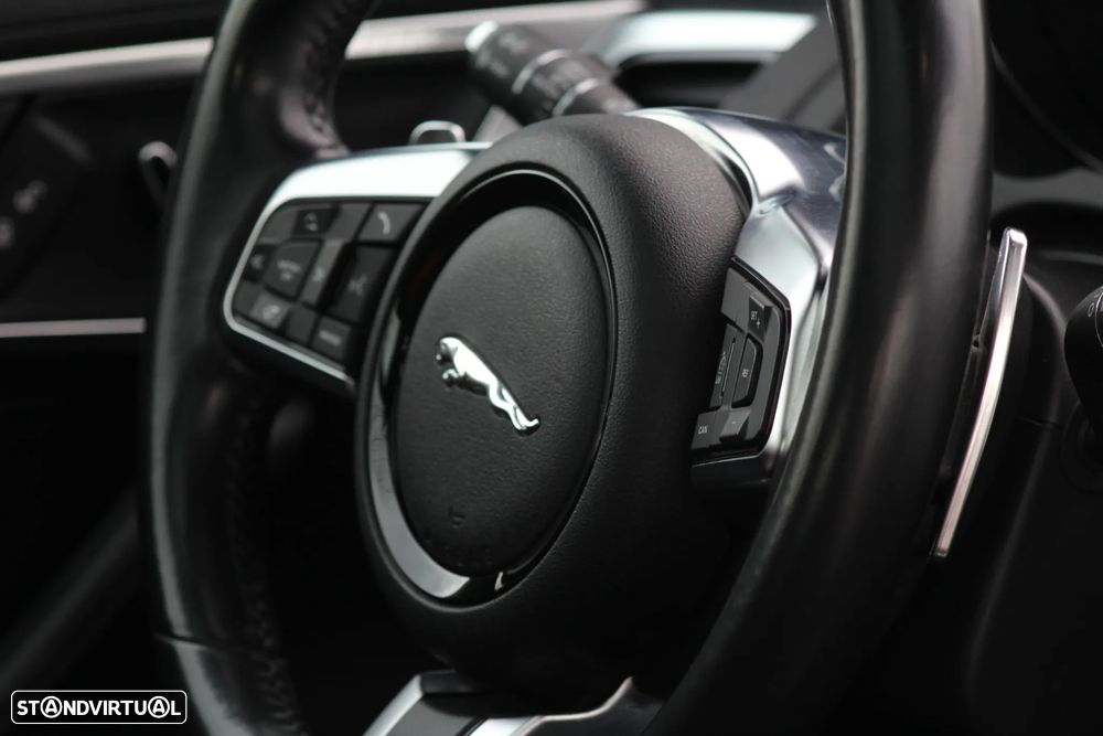 Jaguar F-Type 2.0 i4 R-Dynamic Black - 49