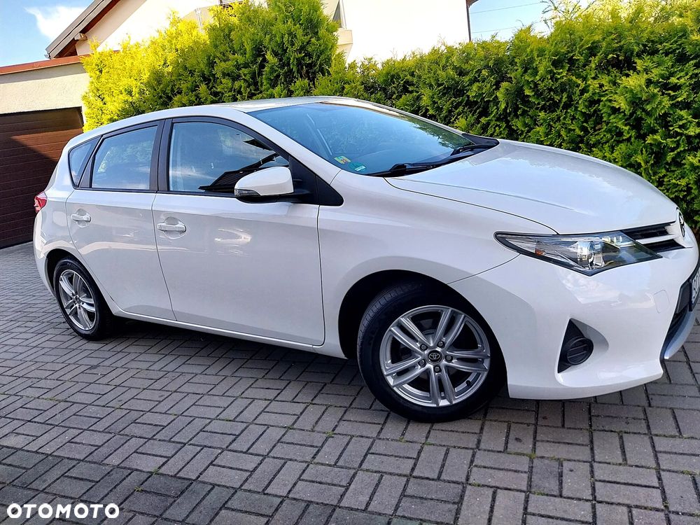 Toyota Auris 1.33 Dual-VVT-i Cool - 25