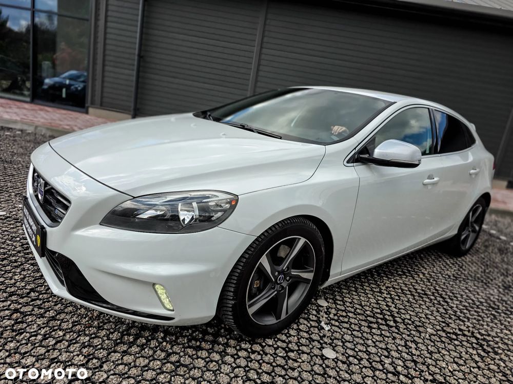 Volvo V40 D3 Geartronic R Design - 31