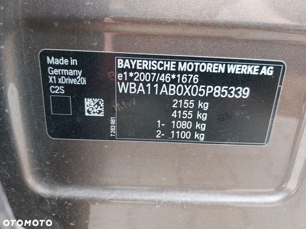 BMW X1 xDrive20i GPF Sport Line sport - 10