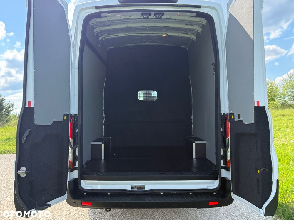 Ford Transit - 19