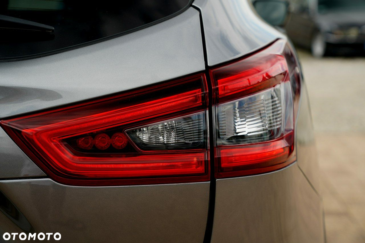 Nissan Qashqai - 10