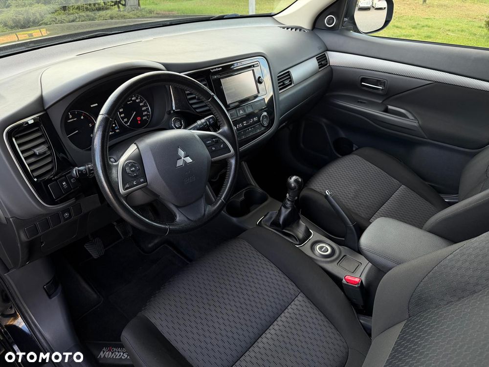 Mitsubishi Outlander 2.2 DI-D 4WD Top - 6