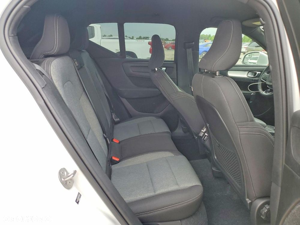 Volvo XC 40 - 8