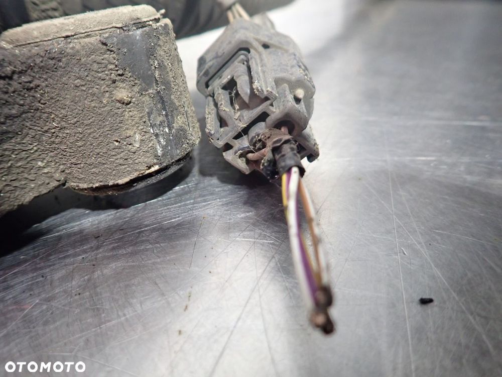 MAGLOWNICA FORD FOCUS C-MAX 1.8 - 4