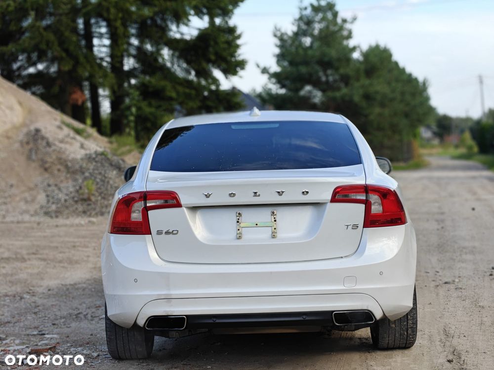 Volvo S60 2.5 T5 - 2