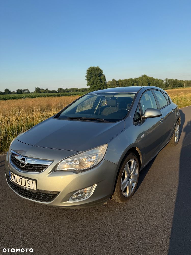 Opel Astra 1.6 Enjoy - 4
