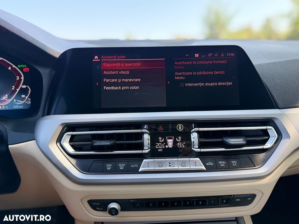 BMW Seria 3 330e Aut. Advantage - 30