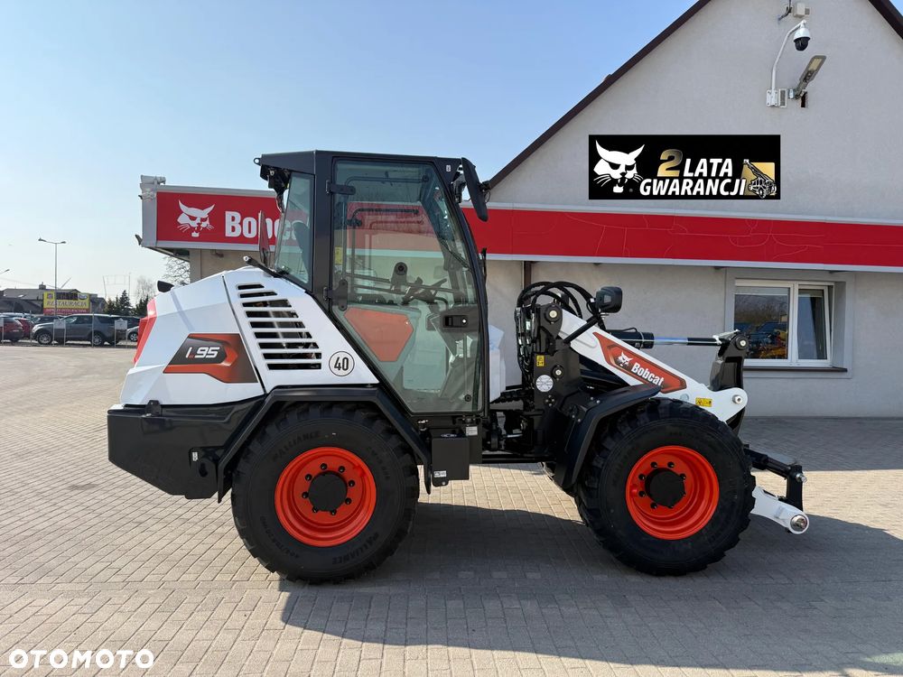 Bobcat Ładowarka Przegubowa L95 BOBCAT - 1