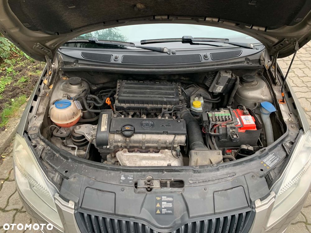 Skoda Fabia 2009 photo 3