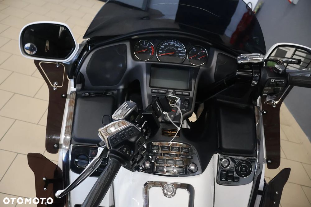 Honda GL - 8