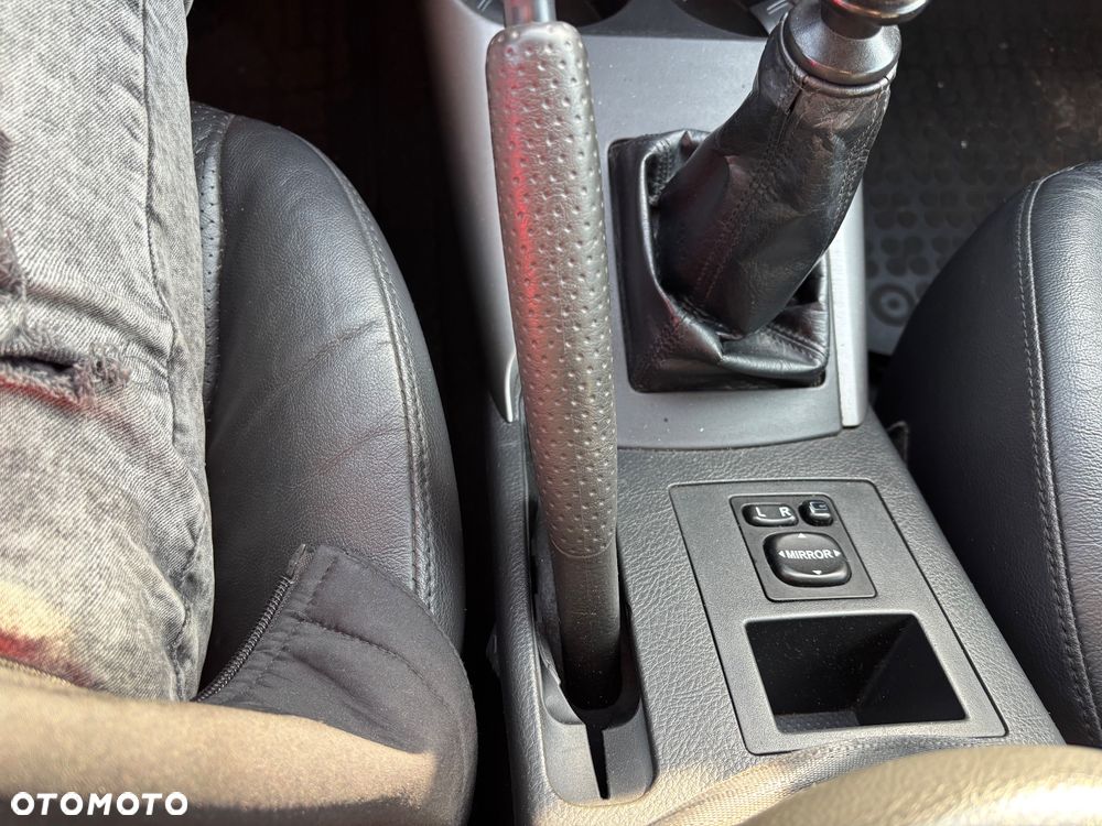 Toyota RAV4 - 25