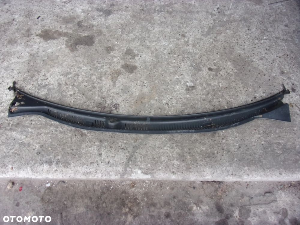 Podszybie VW Polo 9N FL 6Q1819415B - 2