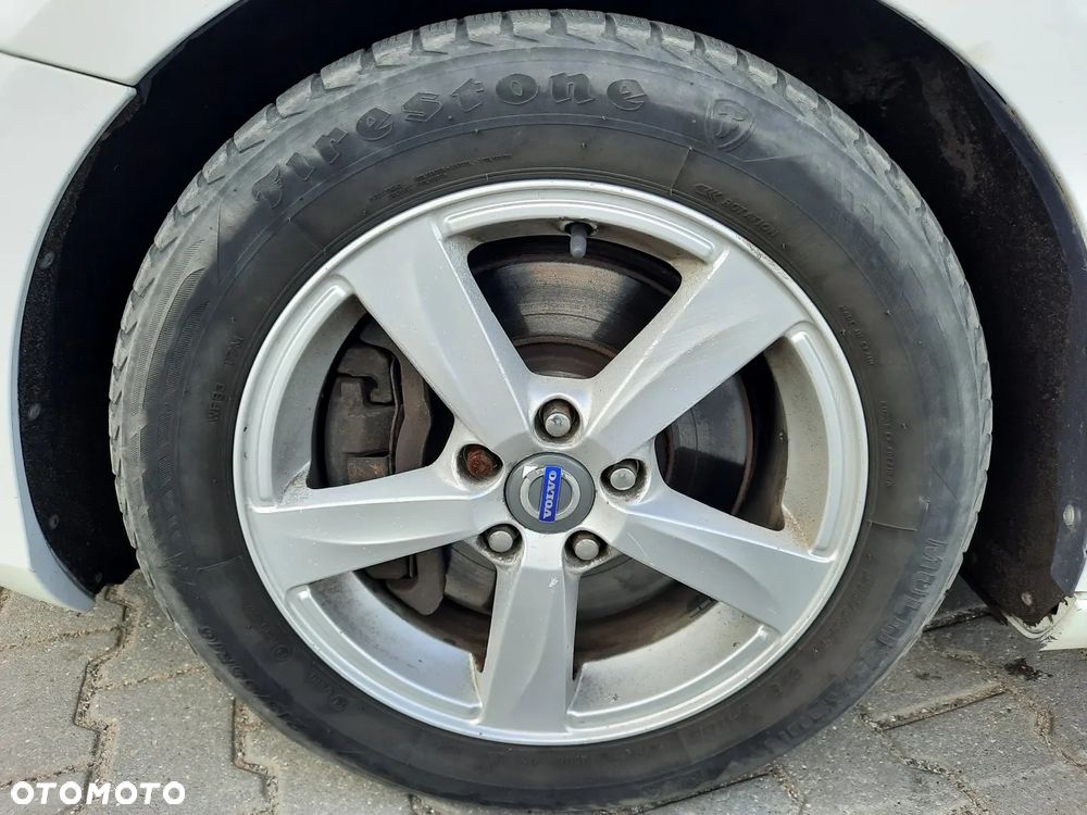 Volvo V40 D3 Momentum - 12