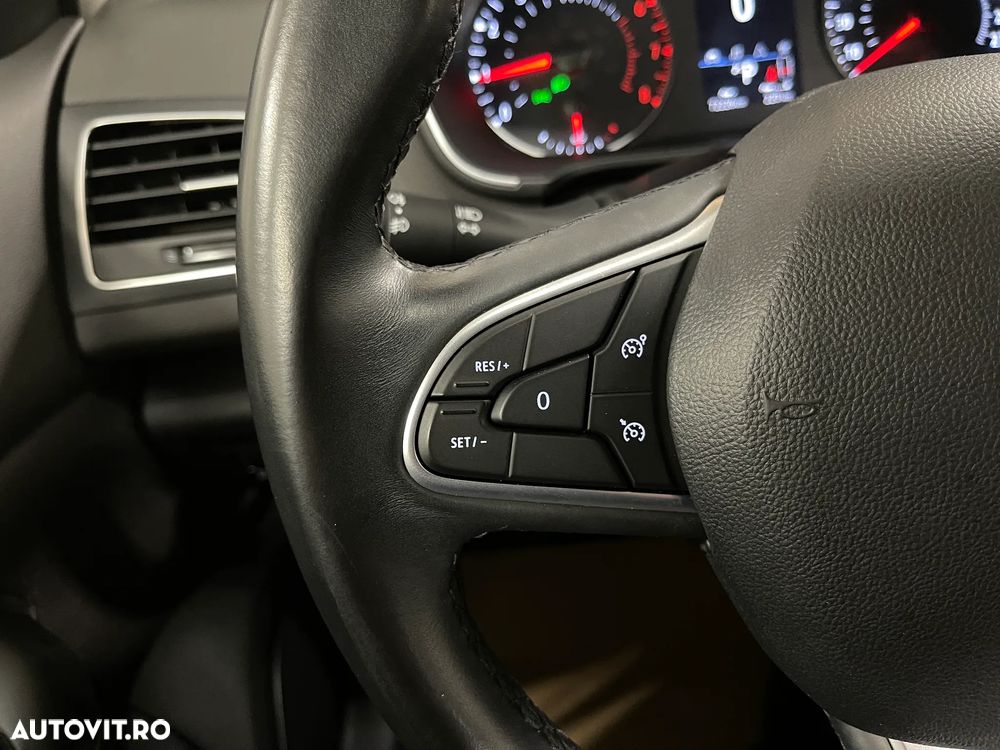 Renault Megane TCe EDC Zen - 20