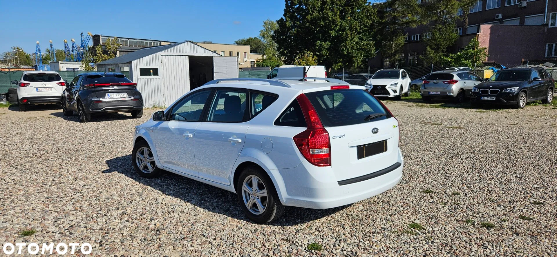 Kia Ceed 1.6 CRDi 90 ISG Spirit - 4