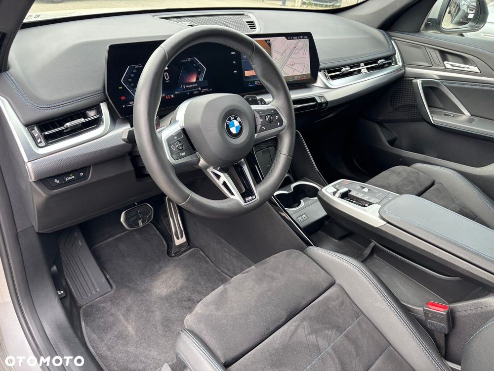 BMW X1 sDrive18i M Sport - 12