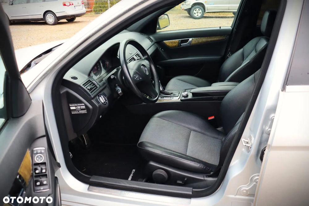 Mercedes-Benz Klasa C 230 7G-TRONIC Avantgarde Sport Edition - 7