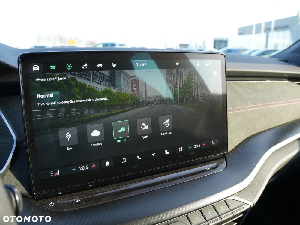 Skoda Octavia 2.0 TSI RS DSG - 28