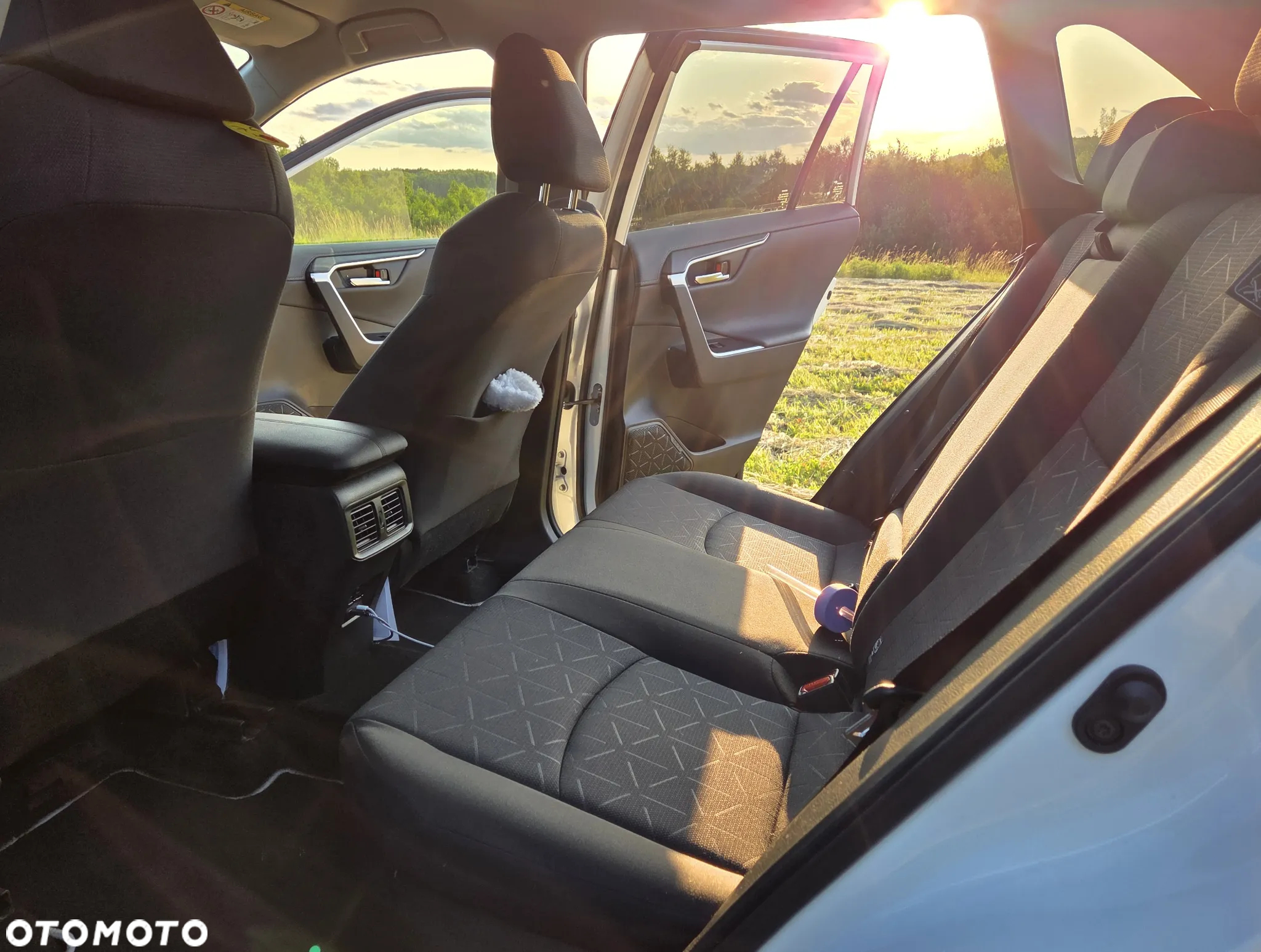 Toyota RAV4 2.5 Hybrid Comfort 4x4 - 18