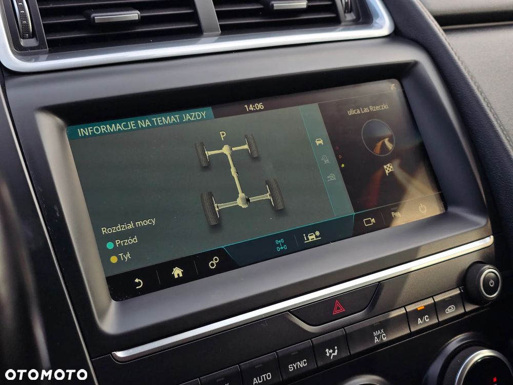 Jaguar E-Pace 2.0 i4D AWD R-Dynamic HSE - 9