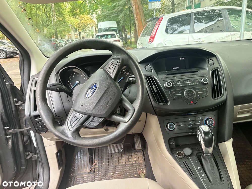 Ford Focus - 6