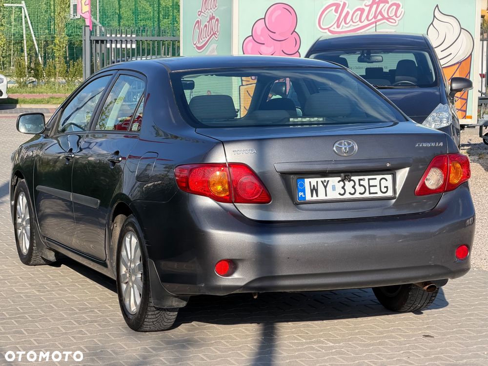 Toyota Corolla 1.6 VVT-i Luna MM - 3
