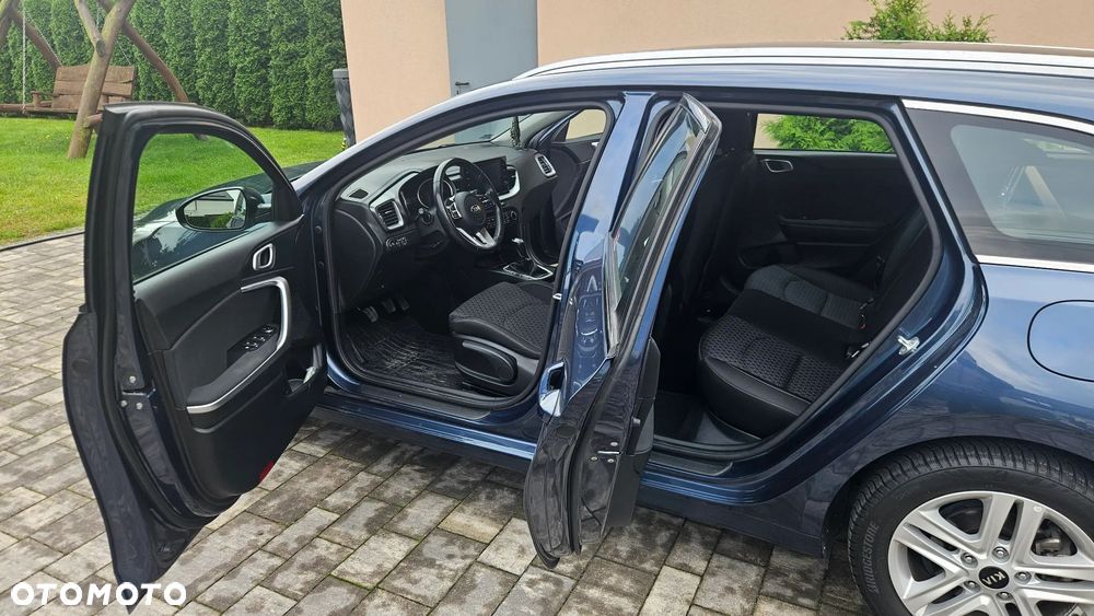 Kia Ceed 1.4 T-GDI M - 12