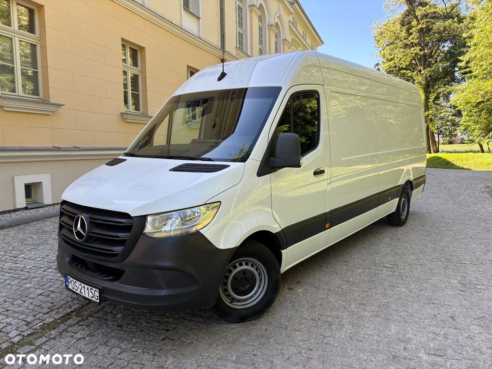 Mercedes-Benz Sprinter - 1