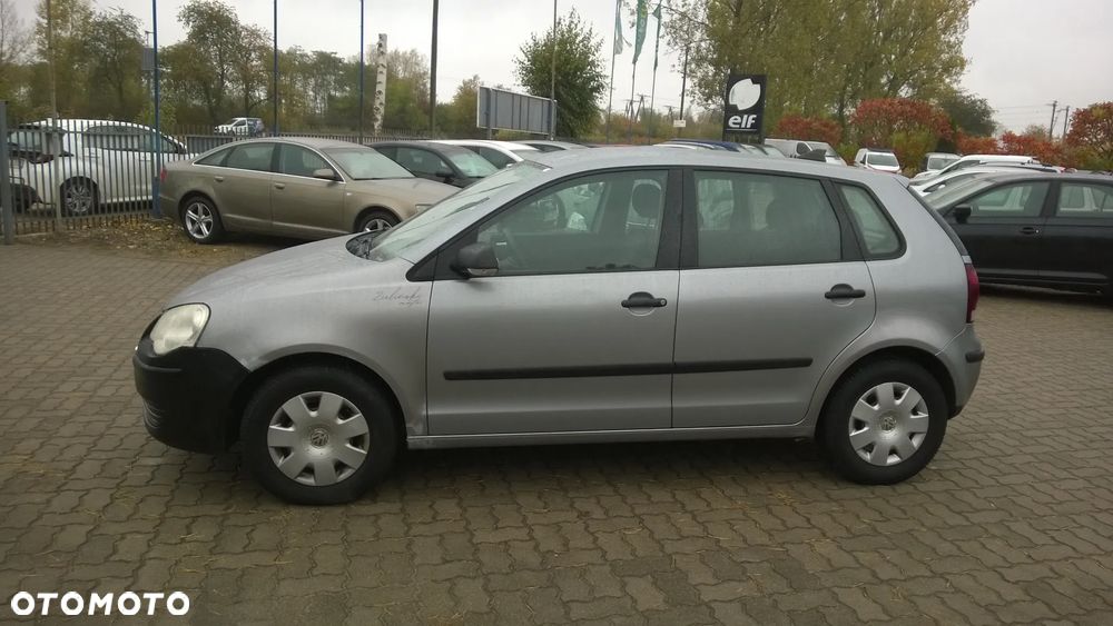Volkswagen Polo 2008 photo 2