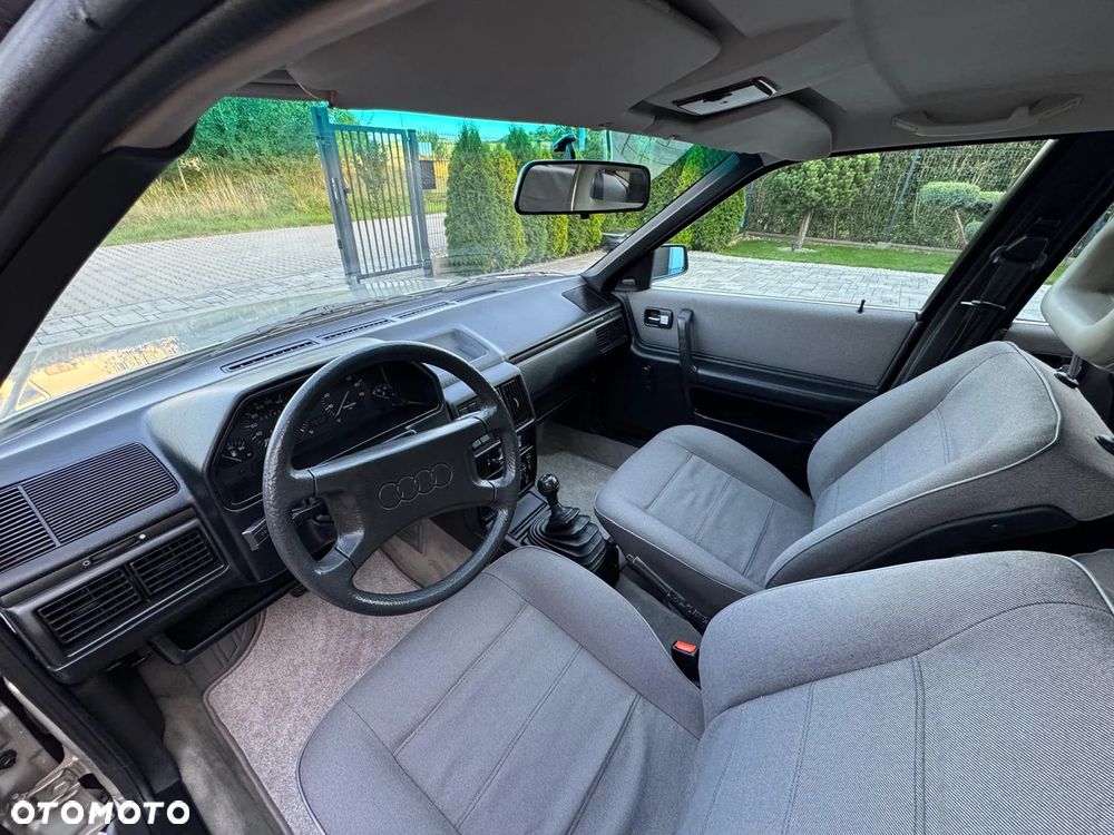 Audi 100 1.8 - 19