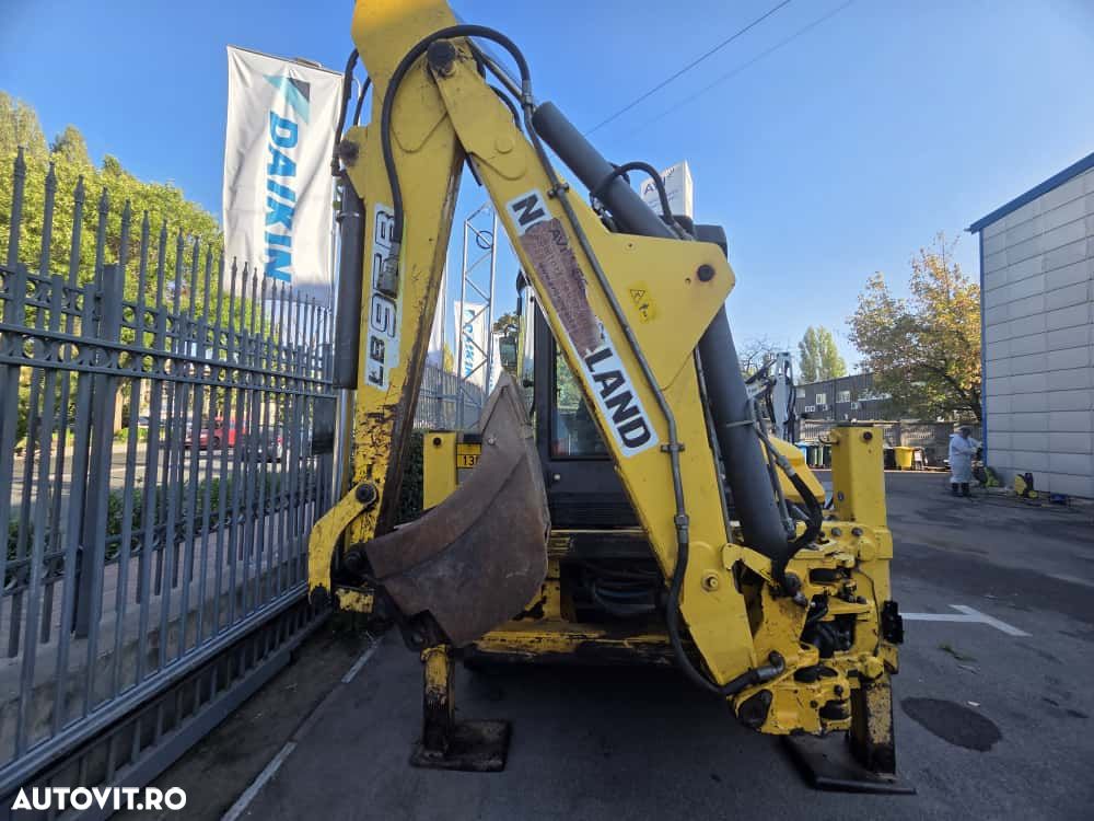 New Holland LB95B-4PT - 4