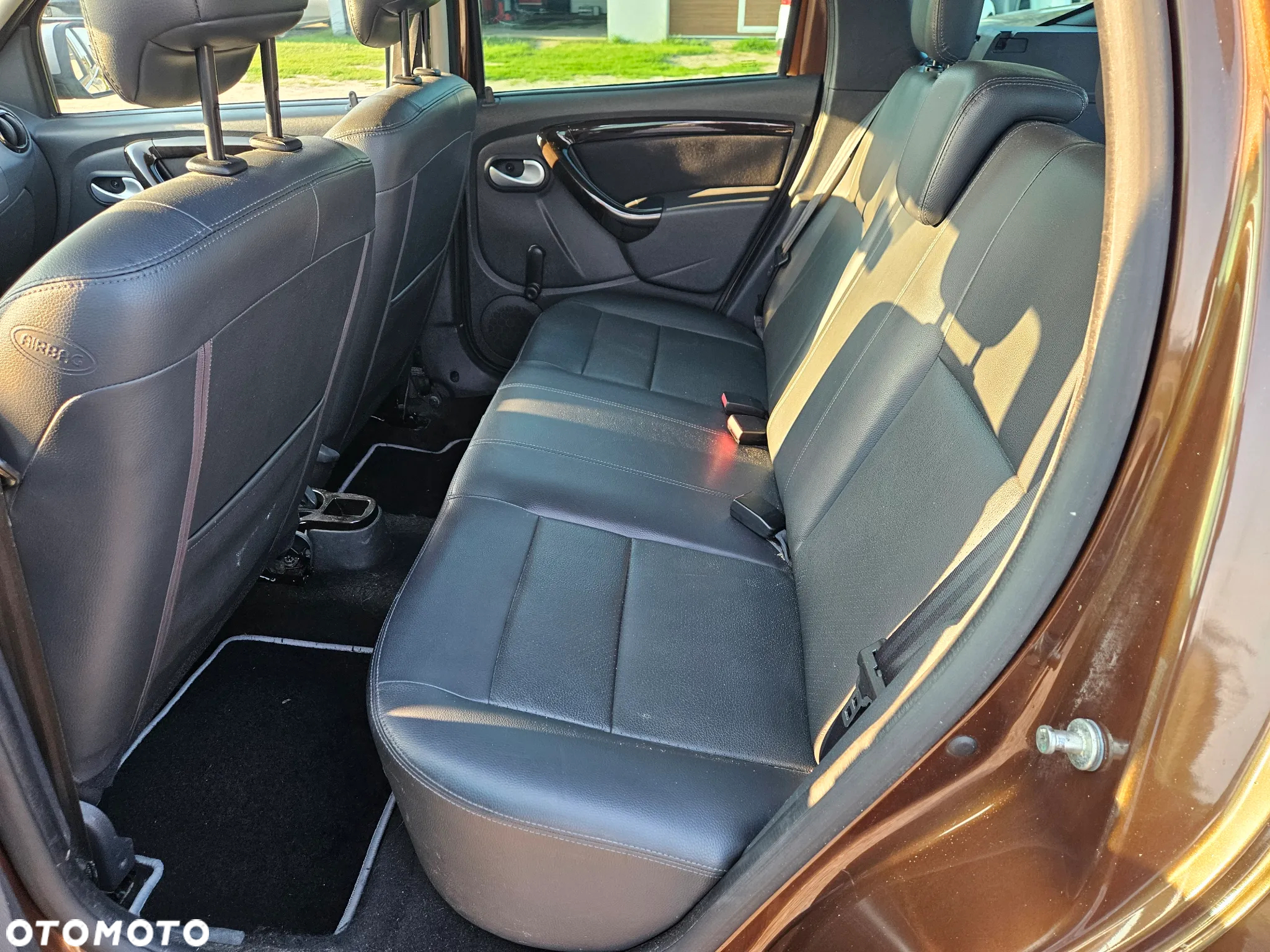 Dacia Duster 1.6 16V 4x4 Prestige - 17