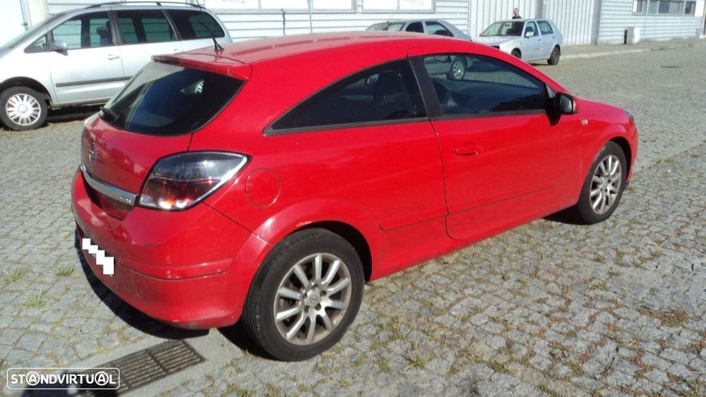 Opel Astra H GTC 1.3 CDTi 2007 - Para Peças - 8