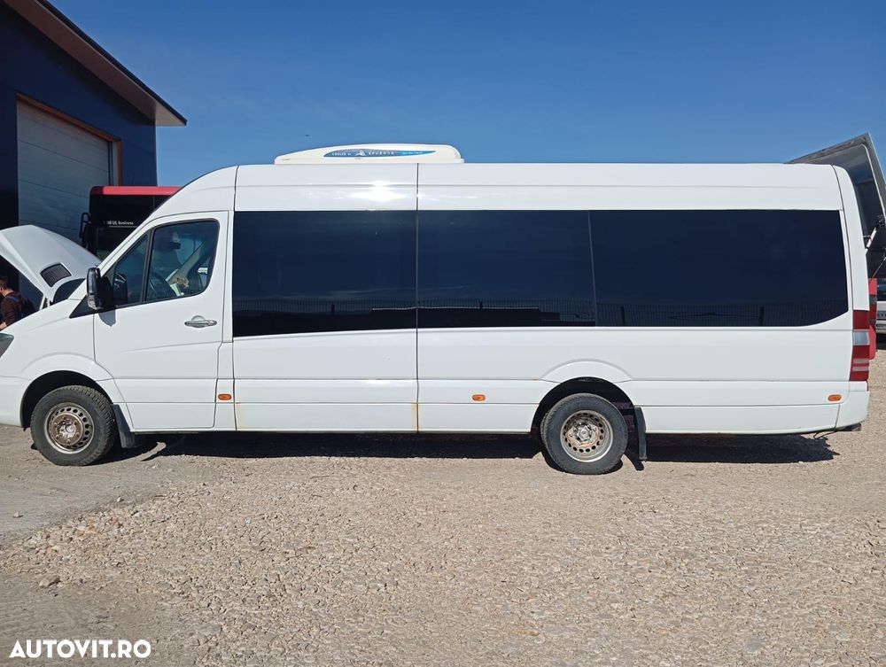 Mercedes-Benz Sprinter - 5
