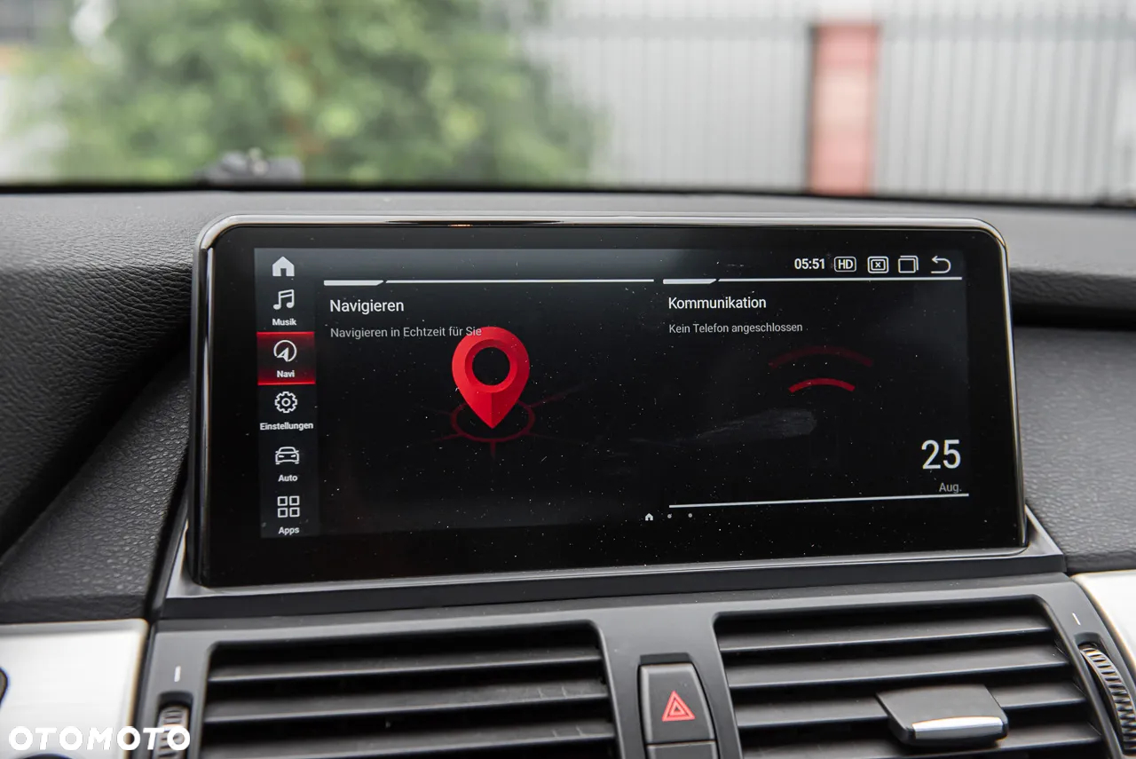 BMW X5 4.8i xDrive - 23