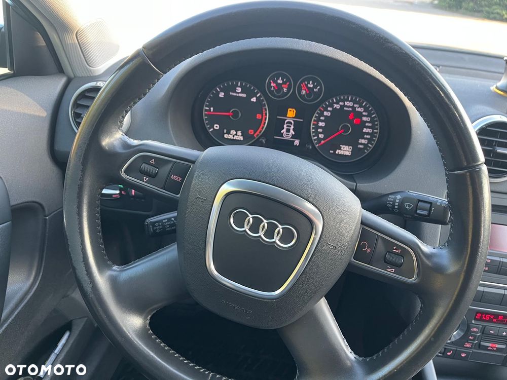 Audi A3 Sportback 1.6 TDI Ambition - 12