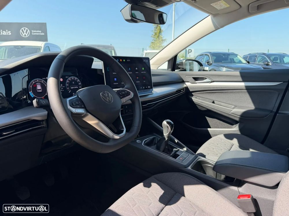 VW Golf 1.5 TSI Urban - 9